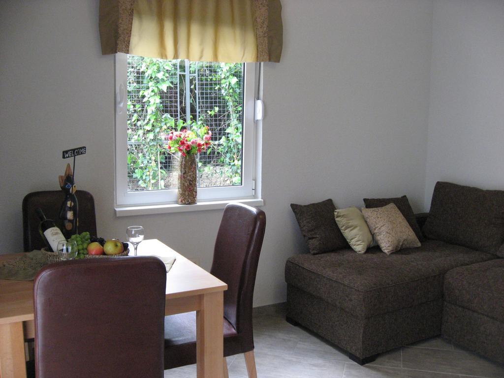 Smokva Apartments Herceg Novi Room photo