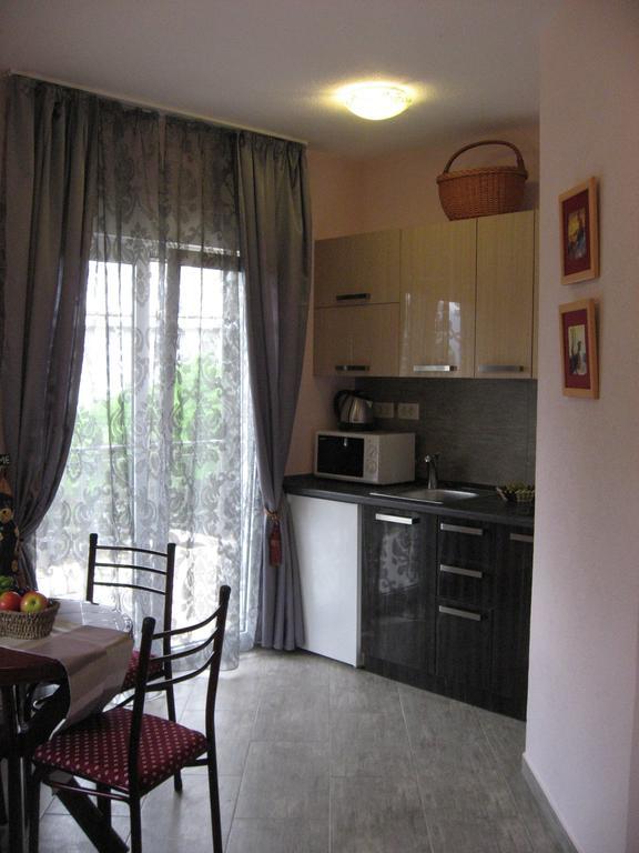 Smokva Apartments Herceg Novi Room photo