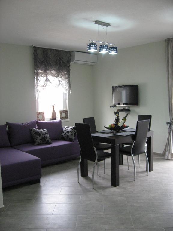 Smokva Apartments Herceg Novi Room photo